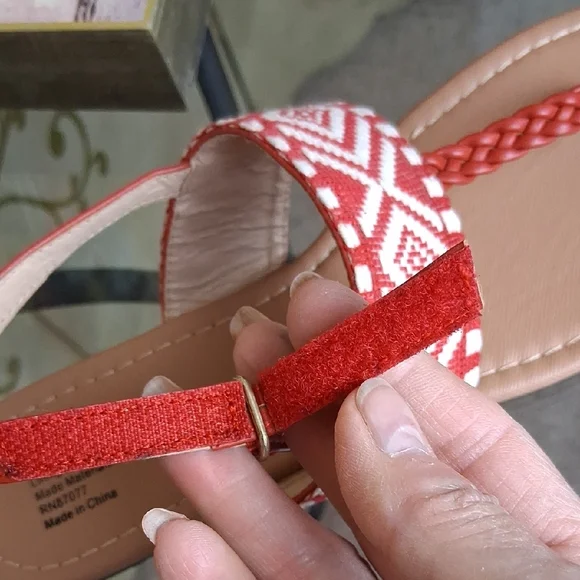 Red Patterned Women's Sandals - Picture 5 of 5